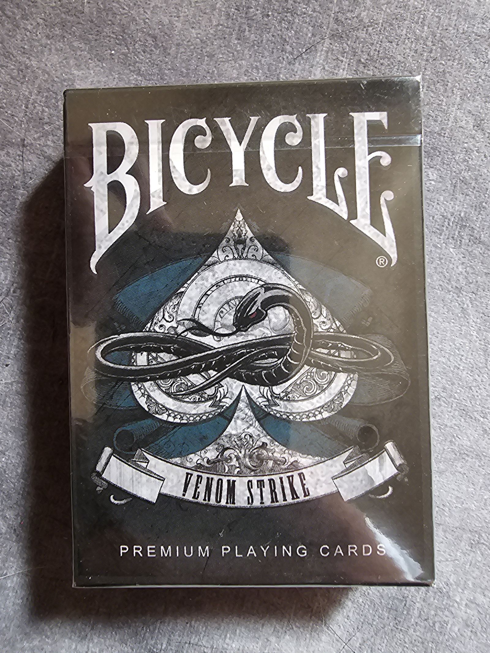 Bicycle Venom Strike - Sealed