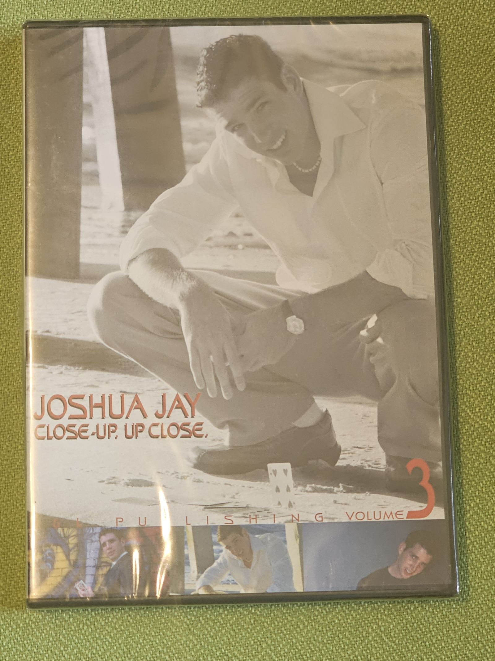 Joshua Jay - Close-Up. Up Close – New magic tricks