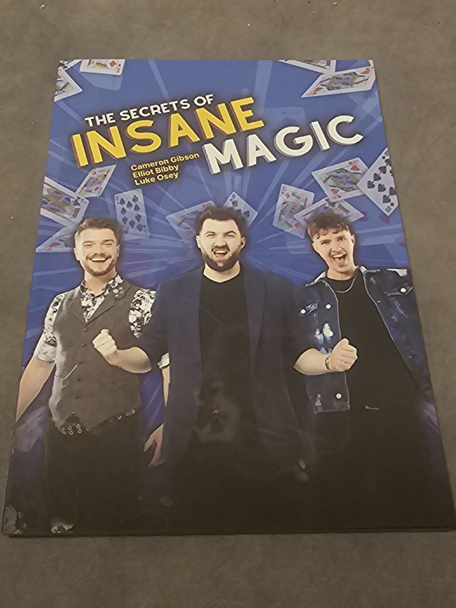 The secrets of Insane Magic - Book